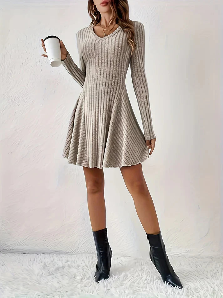 Stilvolles Geripptes V-Ausschnitt A-Linie Langarm Elegantes Kleid Für Damen | Ideal für jeden Anlass