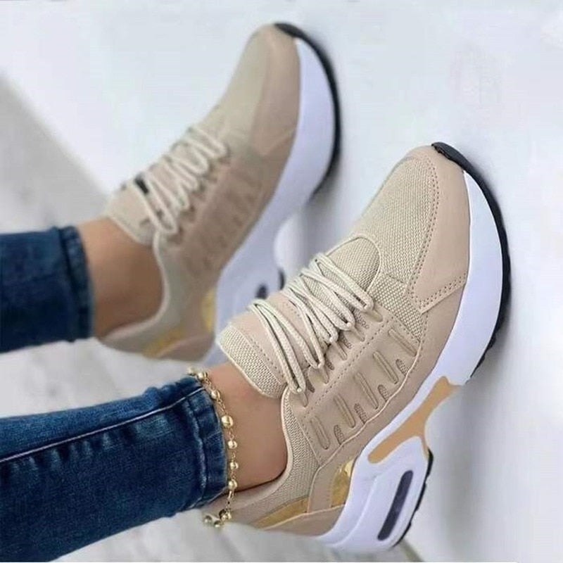Nova Bequeme Sneakers